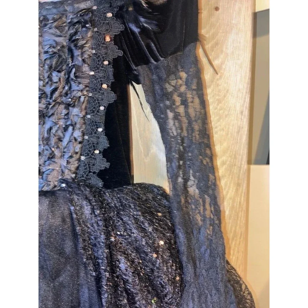 Girls Vampire Queen costume Large 10-12yrs
